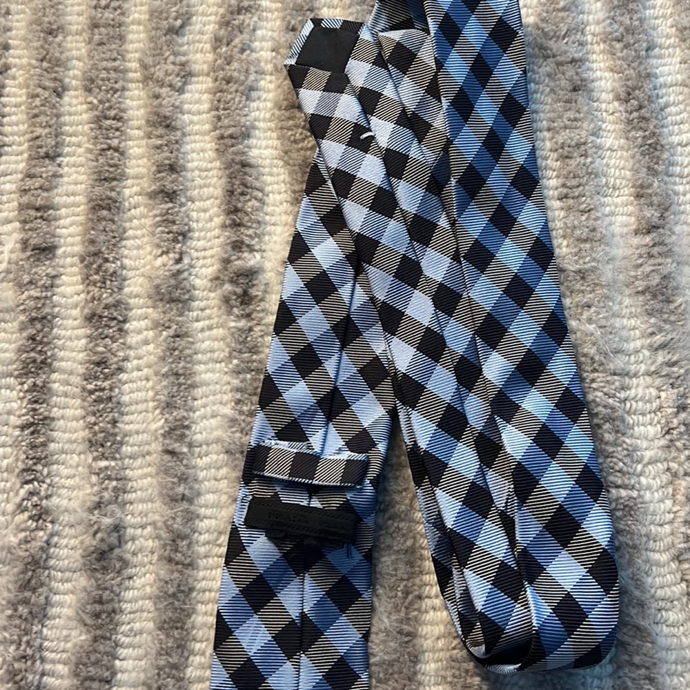 Classic Plaid Tie - Picture 6 of 8